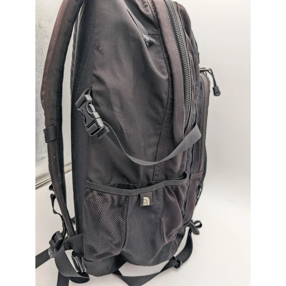 The North Face Heckler Backpack Black Outdoor Hiking Daypack Bag READ!